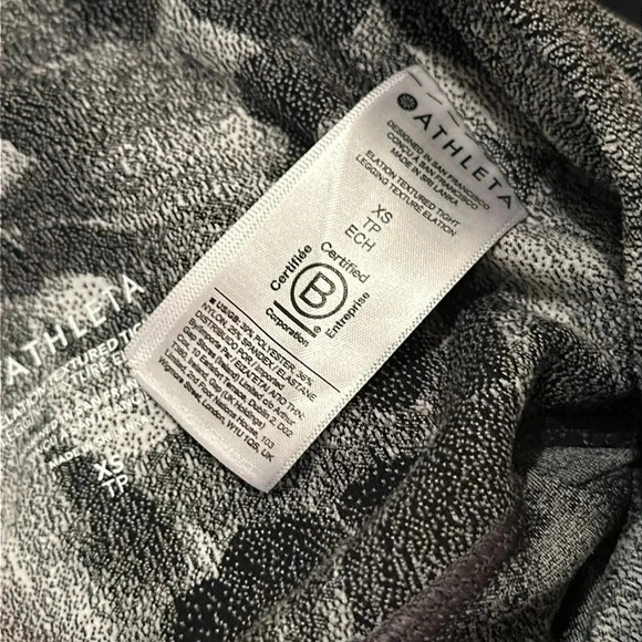 Athleta Elation Textured Tight Legging Chakra Floral Black Sea Salt Size XS - Picture 5 of 5
